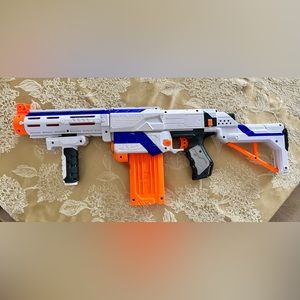 Nerf Retaliator Elite